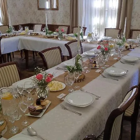 بيت ضيافة Kastiel Kostany Kostany Nad Turcom