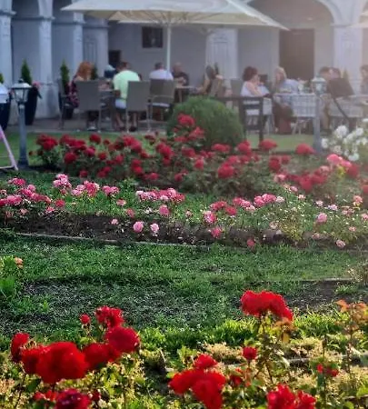 Kastiel Kostany Konukevi