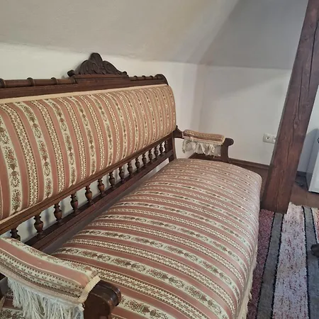 Kastiel Kostany بيت ضيافة Kostany Nad Turcom