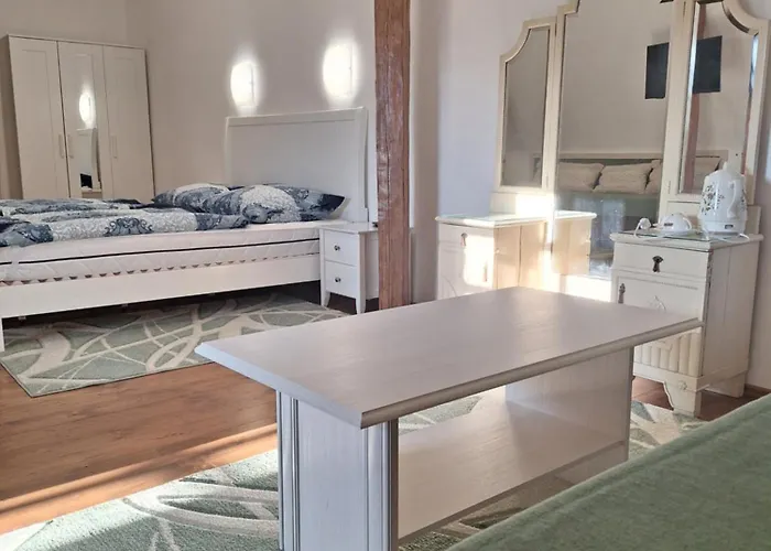 Kastiel Kostany Gasthuis 3*